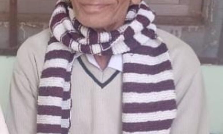 बचाव करने वाले बुजुर्ग